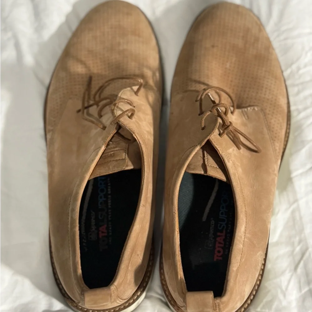 Ecco- Men’s -  Tan Suede Oxfords - size 14